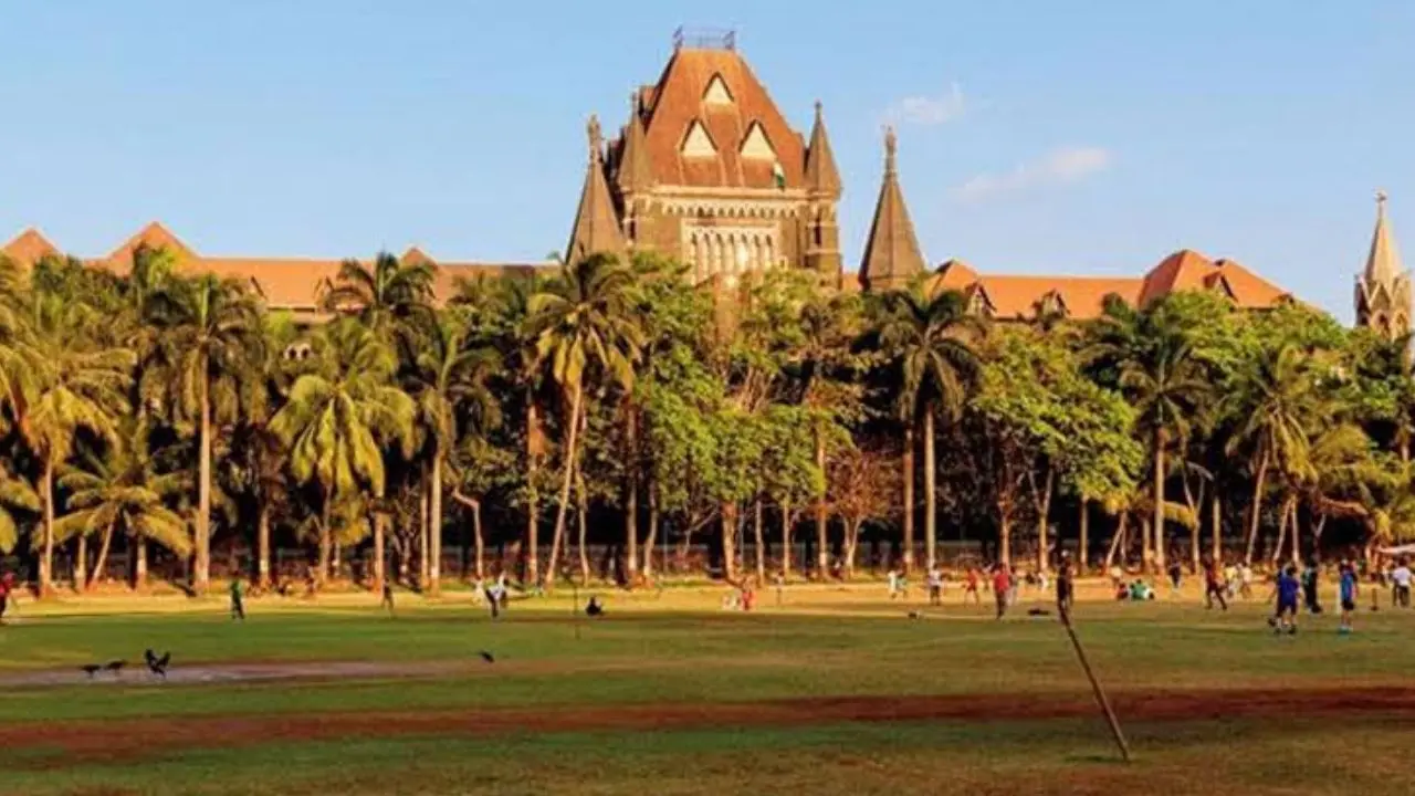 Bombay High Court clerk exam glitch; Job aspirants call off protest, seek re-examination