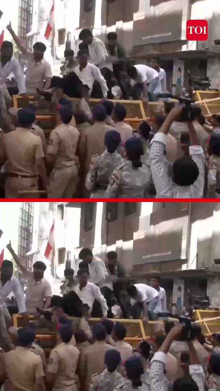 E20 Fuel Row: Youth Congress Workers Protest in Nagpur | TOI Shorts